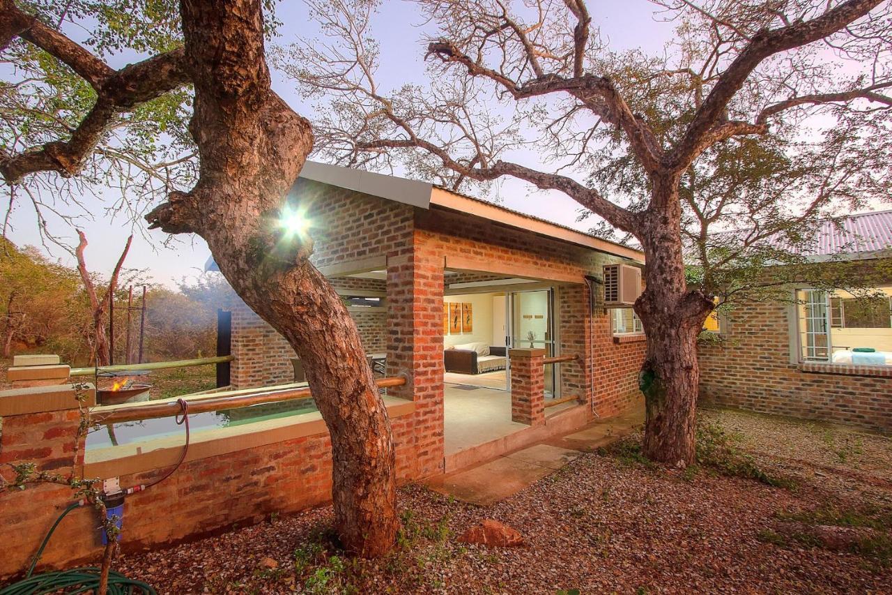Kruger'S Retreat House & Kruger'S Rest Studio Marloth Park Exterior photo