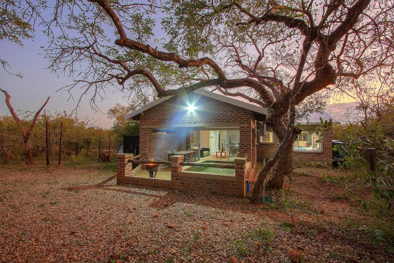 Kruger'S Retreat House & Kruger'S Rest Studio Marloth Park Exterior photo