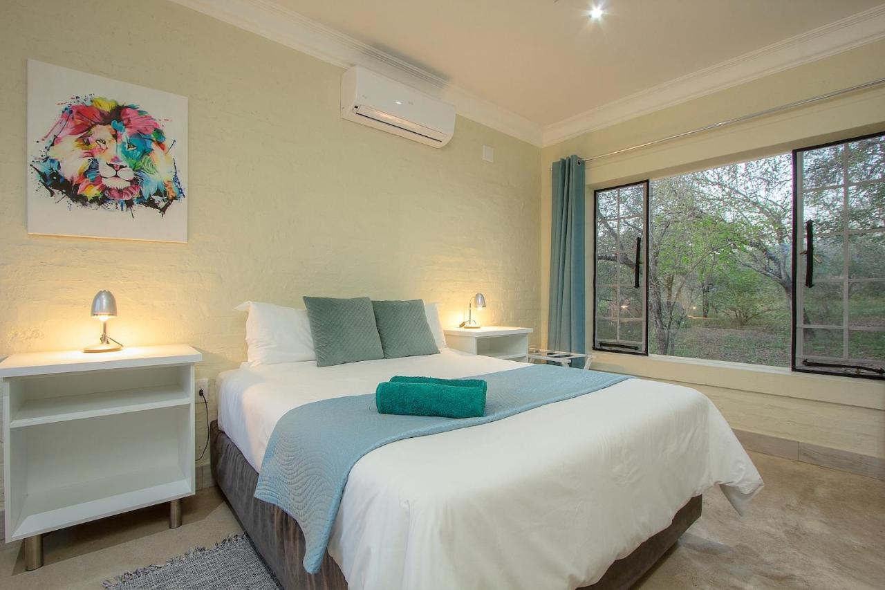 Kruger'S Retreat House & Kruger'S Rest Studio Marloth Park Exterior photo