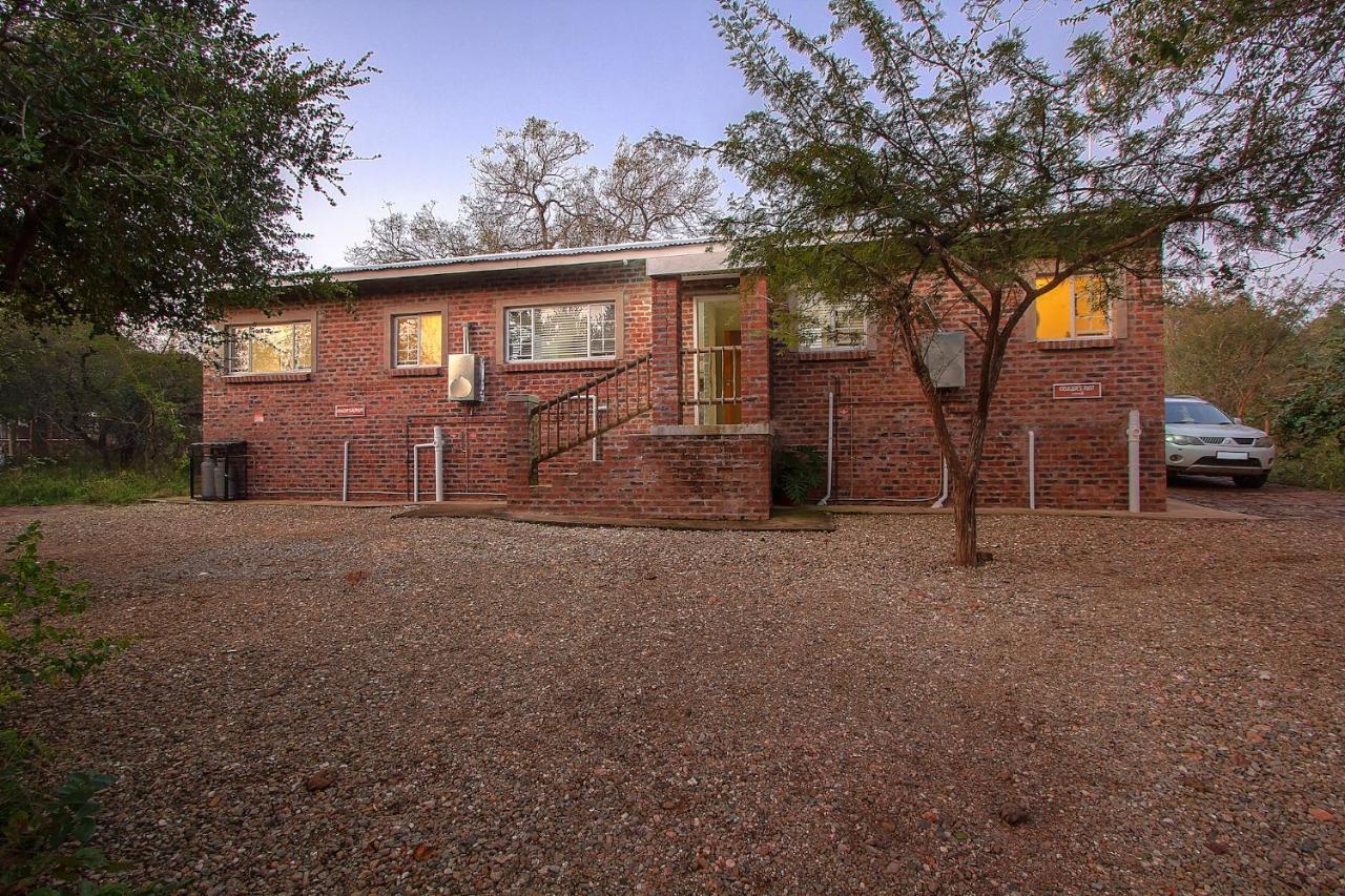 Kruger'S Retreat House & Kruger'S Rest Studio Marloth Park Exterior photo