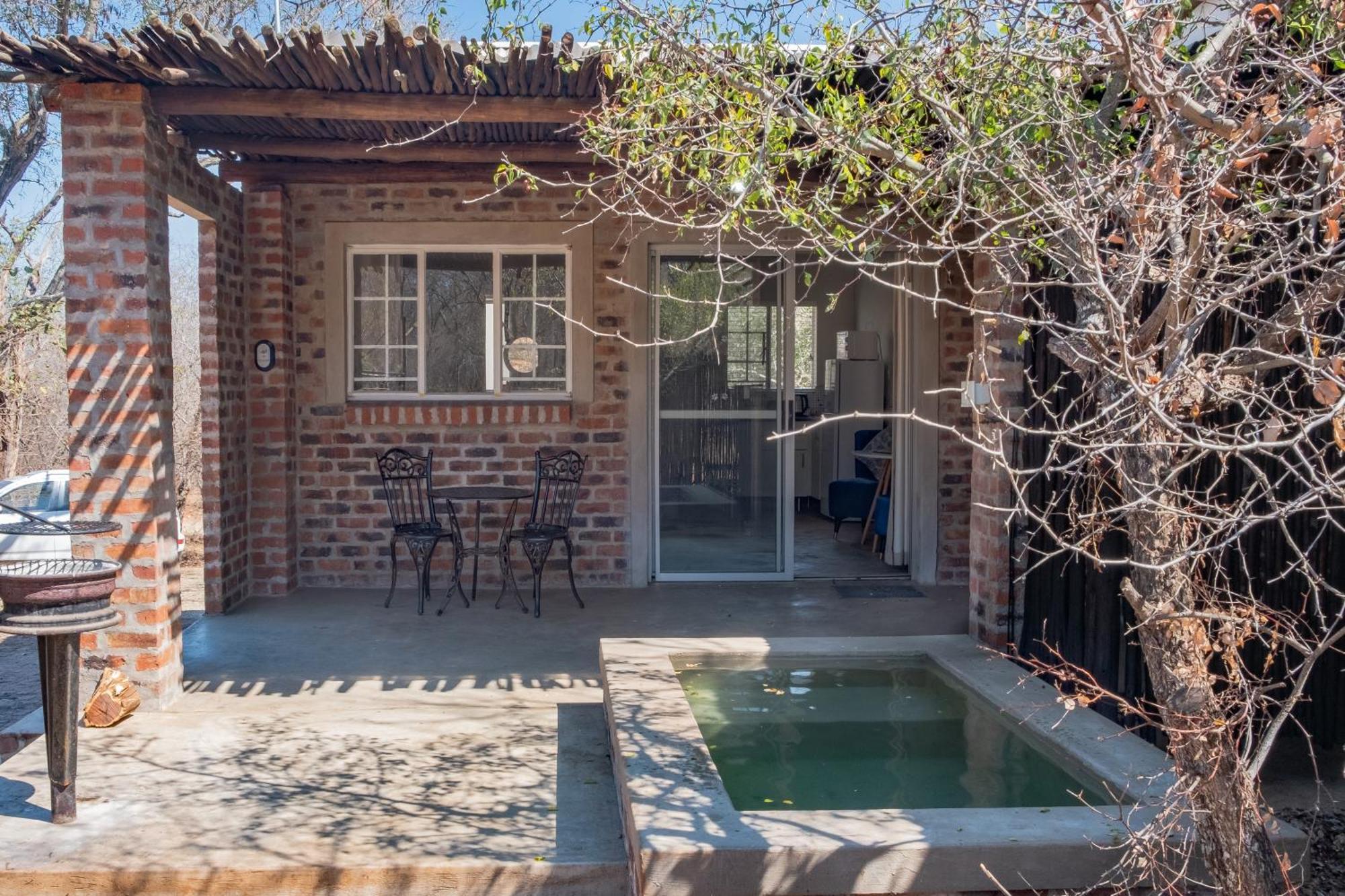 Kruger'S Retreat House & Kruger'S Rest Studio Marloth Park Exterior photo